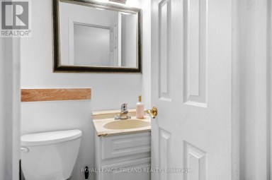 30 - 775 OSGOODE DRIVE London South (South Y) Ontario photo 6