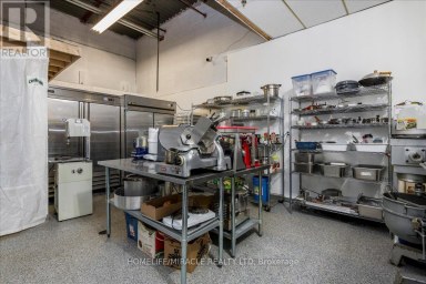 3 - 5 BELL FARM ROAD Barrie (Wellington) Ontario photo 21