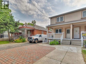 UPPER - 19 GLENORA AVENUE Toronto (Oakwood Village) Ontario photo 1