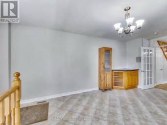 UPPER - 19 GLENORA AVENUE Toronto (Oakwood Village) Ontario photo 14
