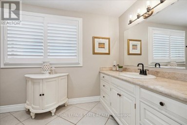10 AZALEA COURT Hamilton (Stoney Creek Mountain) Ontario photo 25