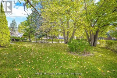 18 IRVINGTON CRESCENT Toronto (Willowdale East) Ontario photo 20