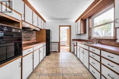 18 IRVINGTON CRESCENT Toronto (Willowdale East) Ontario photo 6