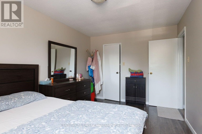 122 - 70 FIDDLERS GREEN ROAD, London North (North P), Ontario, N6H4R4