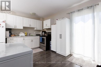 122 - 70 FIDDLERS GREEN ROAD London North (North P) Ontario photo 4
