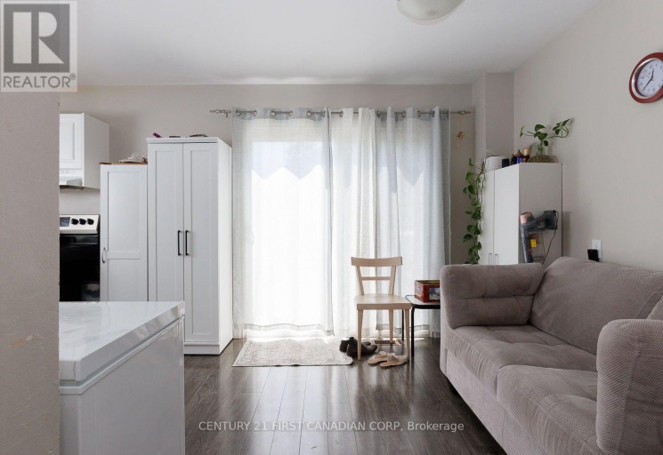 122 - 70 FIDDLERS GREEN ROAD, London North (North P), Ontario, N6H4R4