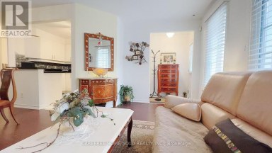 8 - 151 TOWNSGATE DRIVE Vaughan (Crestwood-Springfarm-Yorkhill) Ontario photo 3