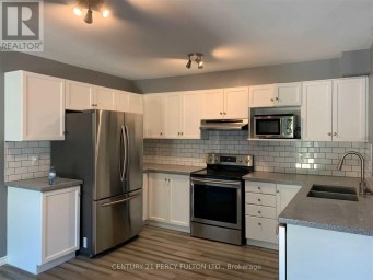 136 TUNBRIDGE ROAD Barrie (Georgian Drive) Ontario photo 12