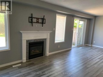 136 TUNBRIDGE ROAD Barrie (Georgian Drive) Ontario photo 3