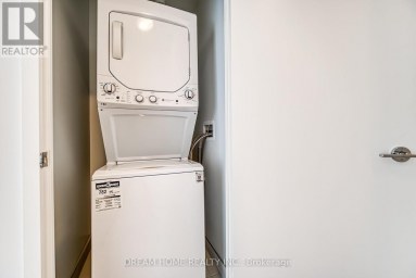 705 - 285 DUFFERIN STREET Toronto (South Parkdale) Ontario photo 25