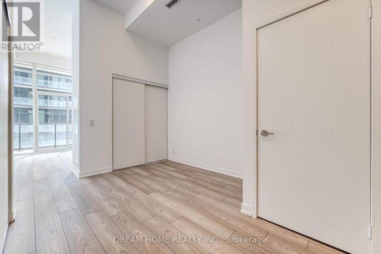 705 - 285 DUFFERIN STREET, Toronto (South Parkdale), Ontario, M6K0J2