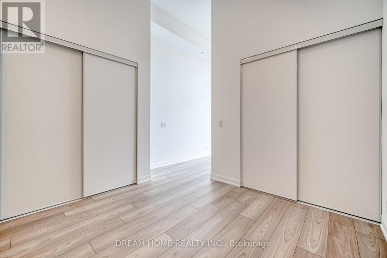 705 - 285 DUFFERIN STREET, Toronto (South Parkdale), Ontario, M6K0J2
