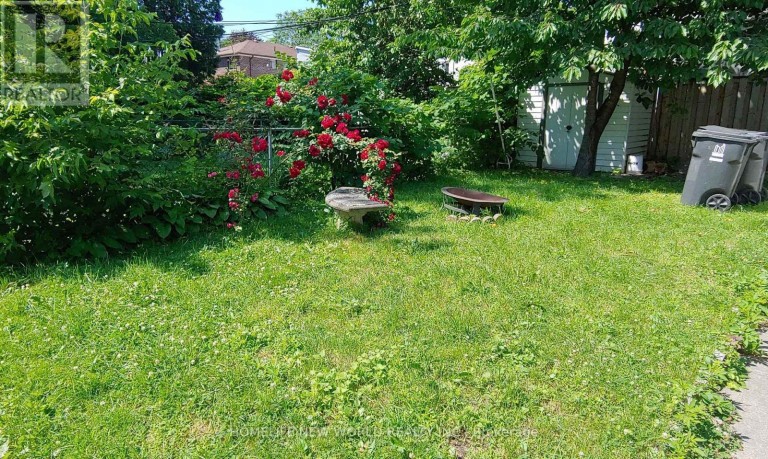 BSMT - 158 COXWELL AVENUE, Toronto (Greenwood-Coxwell), Ontario, M4L3B2