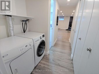 BSMT - 158 COXWELL AVENUE Toronto (Greenwood-Coxwell) Ontario photo 7