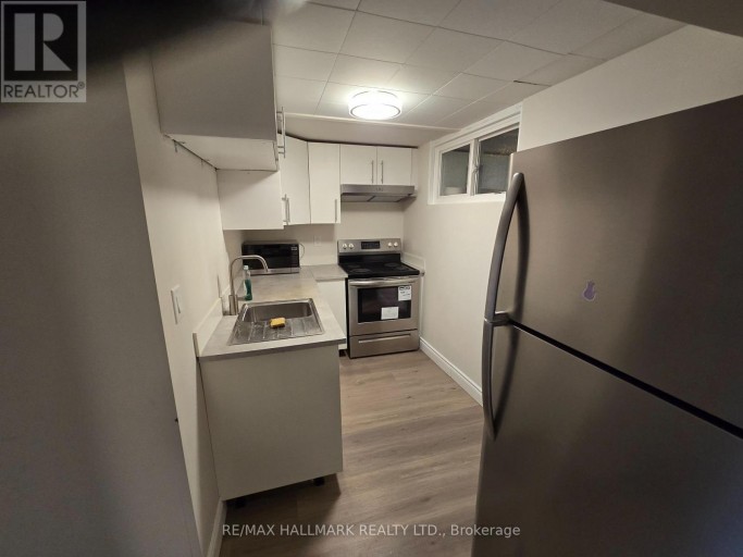 211 NORFOLK AVENUE, Richmond Hill (Harding), Ontario, L4S0B2