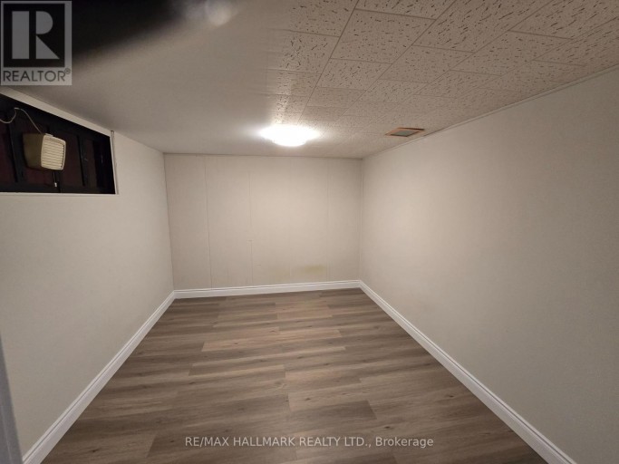 211 NORFOLK AVENUE, Richmond Hill (Harding), Ontario, L4S0B2