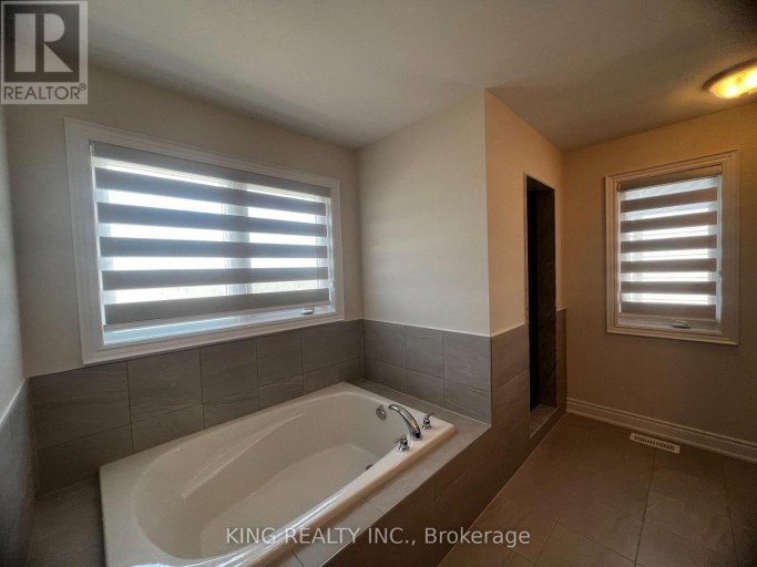 3008 SIERRA DRIVE, Orillia, Ontario, L3V1A0