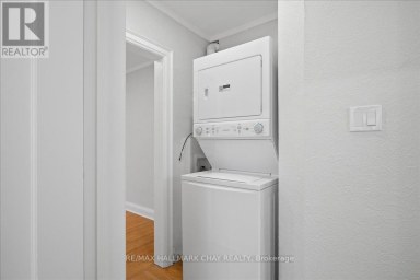 2 - 15 PARKSIDE DRIVE Barrie (Queen's Park) Ontario photo 14