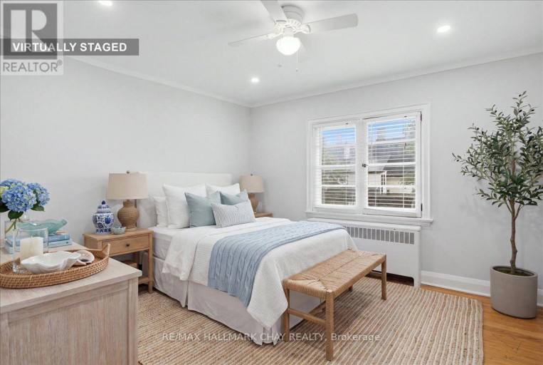 2 - 15 PARKSIDE DRIVE, Barrie (Queen's Park), Ontario, L4N1W7