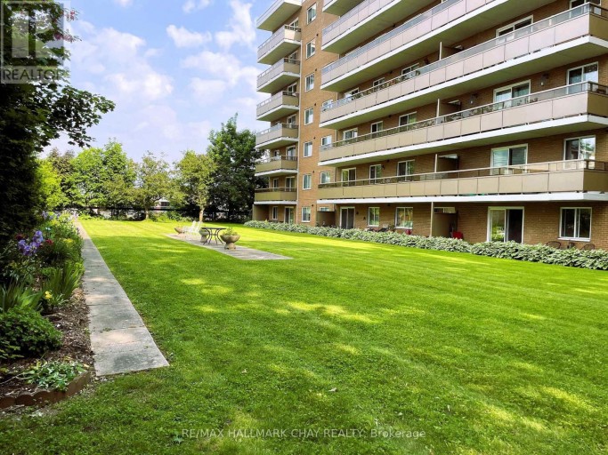 306 - 414 BLAKE STREET, Barrie (Codrington), Ontario, L4M5J7