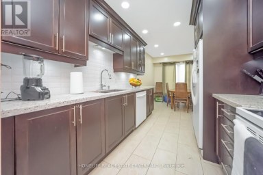 17 ASHFORD COURT Brampton (Brampton North) Ontario photo 17