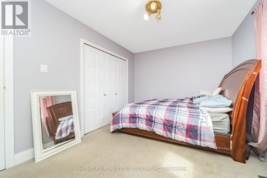 17 ASHFORD COURT Brampton (Brampton North) Ontario photo 32