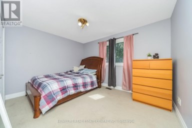 17 ASHFORD COURT Brampton (Brampton North) Ontario photo 33