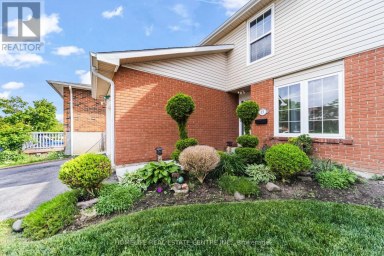 17 ASHFORD COURT Brampton (Brampton North) Ontario photo 5