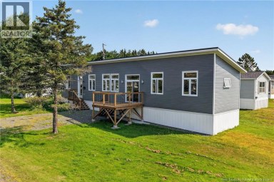 15 Carolyn Crescent Moncton New Brunswick photo 1