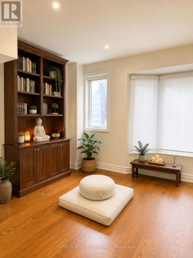 884 COLLEGE STREET, Toronto (Palmerston-Little Italy), Ontario, M6H1A3