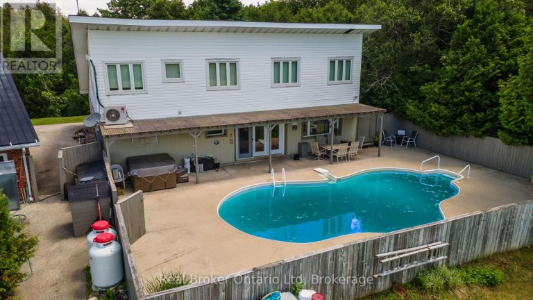 775498 10 HIGHWAY N, West Grey, Ontario, N0C1H0