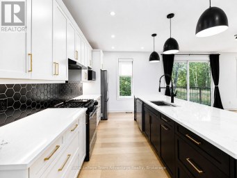 53 DENNIS DRIVE Parry Sound Ontario photo 17