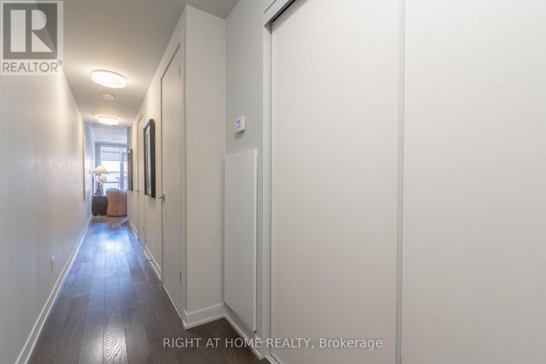 202 - 130 RUSHOLME ROAD, Toronto (Dufferin Grove), Ontario, M6H2Y7