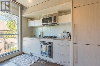 202 - 130 RUSHOLME ROAD Toronto (Dufferin Grove) Ontario photo 6