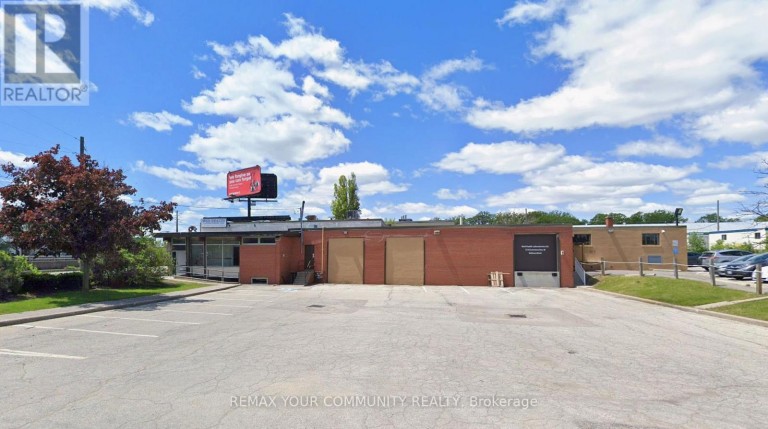 200 - 1214 LAWRENCE AVENUE W, Toronto (Yorkdale-Glen Park), Ontario, M6A1E3