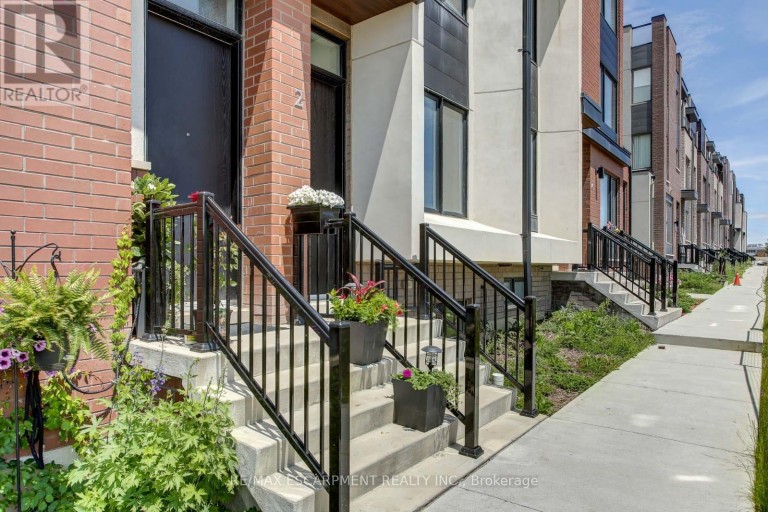 2 - 130 FREDERICK TISDALE DRIVE, Toronto (Downsview-Roding-CFB), Ontario, M3K0A5
