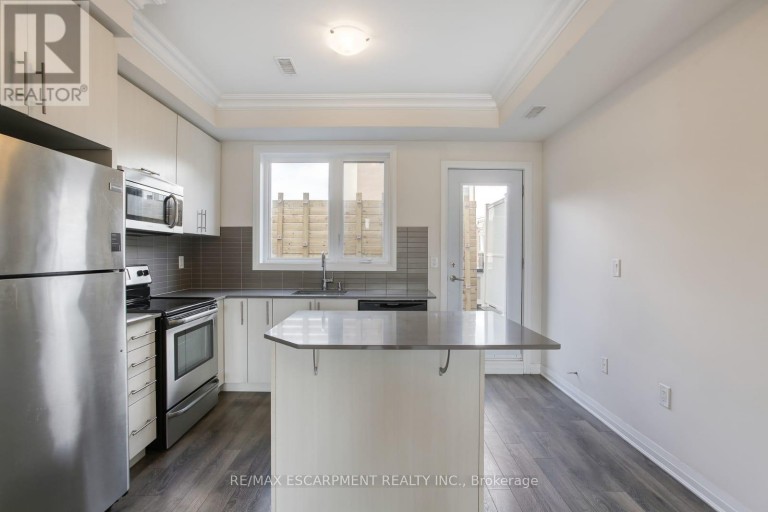 2 - 130 FREDERICK TISDALE DRIVE, Toronto (Downsview-Roding-CFB), Ontario, M3K0A5