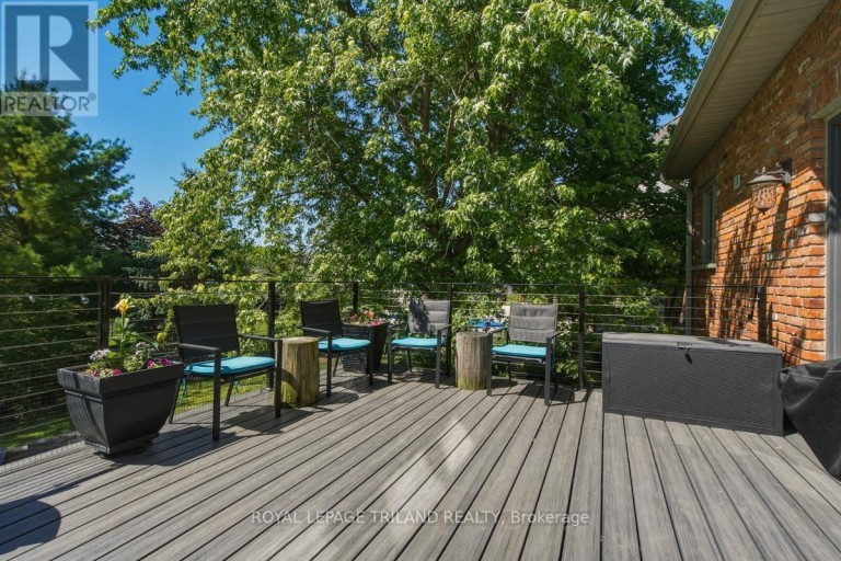 24 EARLSCOURT TERRACE, Middlesex Centre (Kilworth), Ontario, N0L1R0