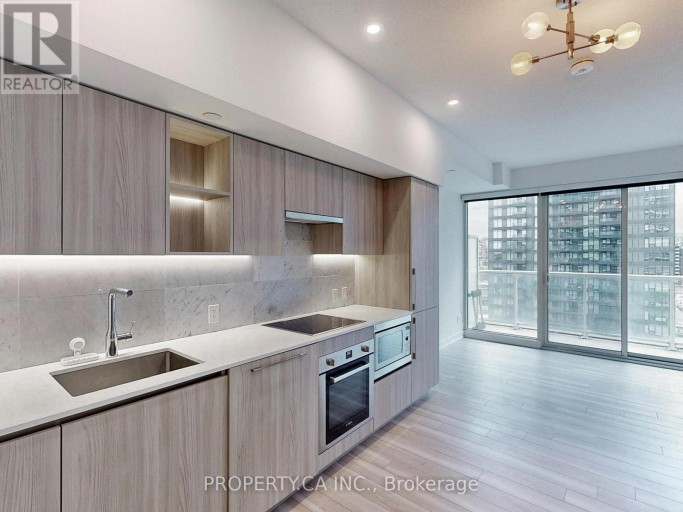 1209 - 17 BATHURST STREET, Toronto (Waterfront Communities), Ontario, M5V0N1