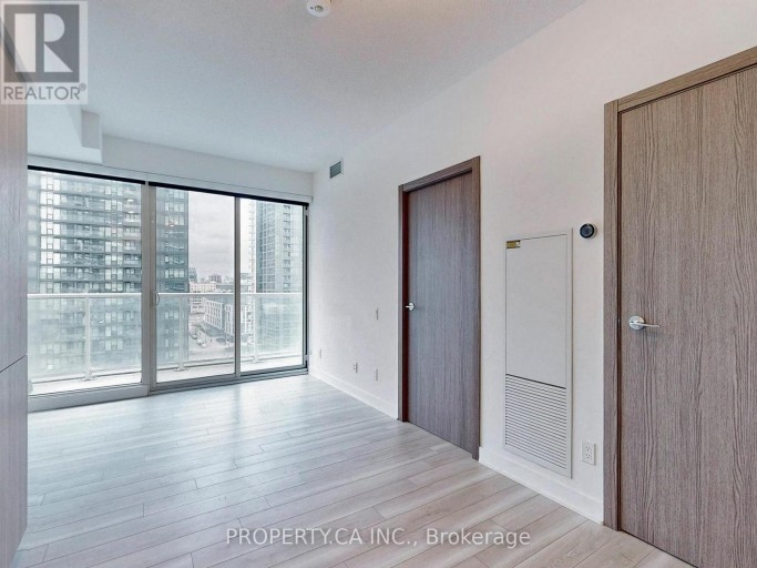1209 - 17 BATHURST STREET, Toronto (Waterfront Communities), Ontario, M5V0N1