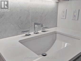 1209 - 17 BATHURST STREET Toronto (Waterfront Communities) Ontario photo 26