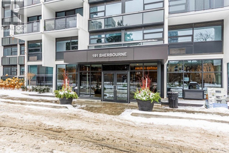 117 - 191 SHERBOURNE STREET, Toronto (Moss Park), Ontario, M5A3X1