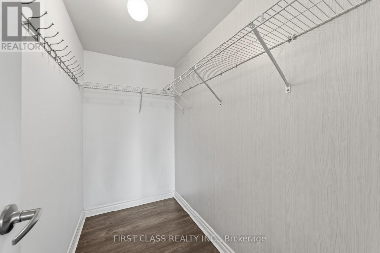 922 - 35 HOLLYWOOD AVENUE, Toronto (Willowdale East), Ontario, M2N0A9