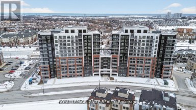 924 - 51 CLARINGTON BOULEVARD Clarington (Bowmanville) Ontario photo 1