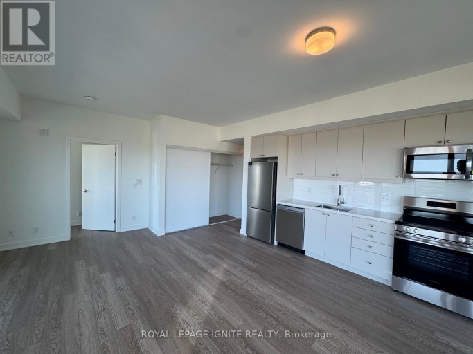 924 - 51 CLARINGTON BOULEVARD, Clarington (Bowmanville), Ontario, L1C7J8