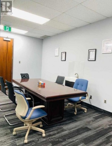 207 - 7050 WOODBINE AVENUE, Markham (Milliken Mills West), Ontario, L3R6G2