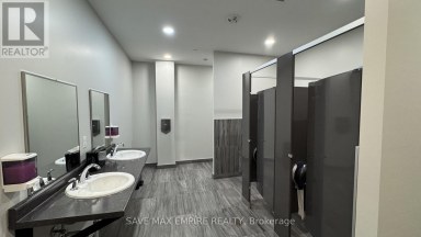 305 - 1670 NORTH SERVICE ROAD Oakville (QE Queen Elizabeth) Ontario photo 6