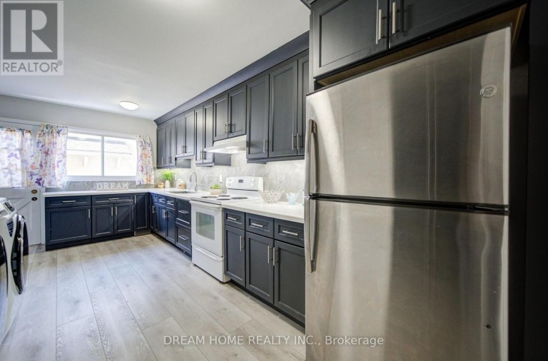 1323 SHAMIR CRESCENT, Mississauga (Erindale), Ontario, L5C1L2