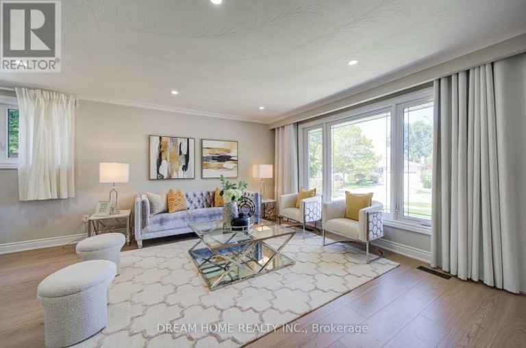 1323 SHAMIR CRESCENT, Mississauga (Erindale), Ontario, L5C1L2