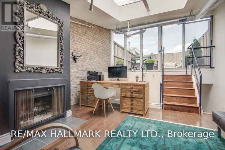 7 - 6 BARTLETT AVENUE, Toronto (Dovercourt-Wallace Emerson-Junction), Ontario, M6H3E8
